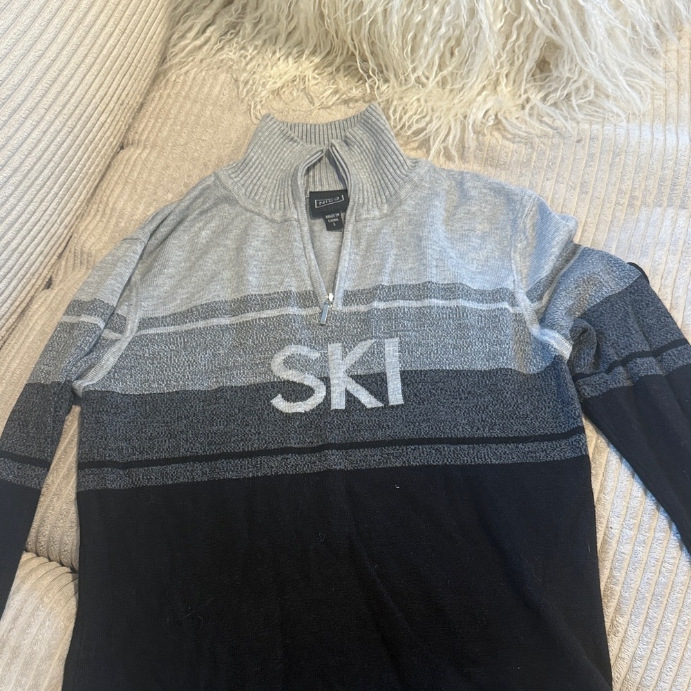 NILS Women's SKI Sweater in Gray and Black